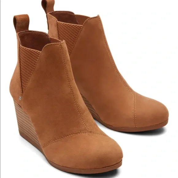 TOMS Women’s Wedge Bootie - Picture 2 of 4
